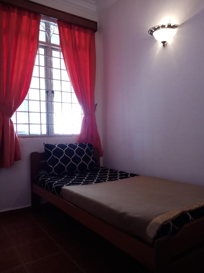 Glory Beach Resort Private Penthouse Port Dickson Bagian luar foto