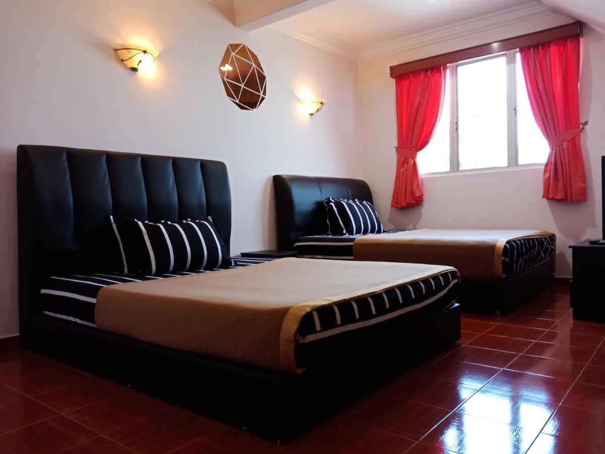 Glory Beach Resort Private Penthouse Port Dickson Bagian luar foto
