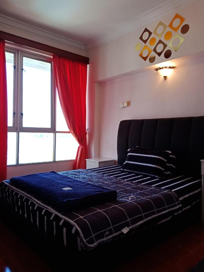 Glory Beach Resort Private Penthouse Port Dickson Bagian luar foto