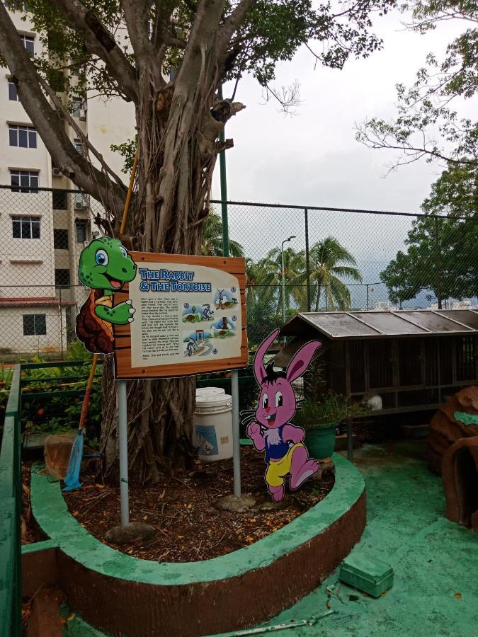 Glory Beach Resort Private Penthouse Port Dickson Bagian luar foto