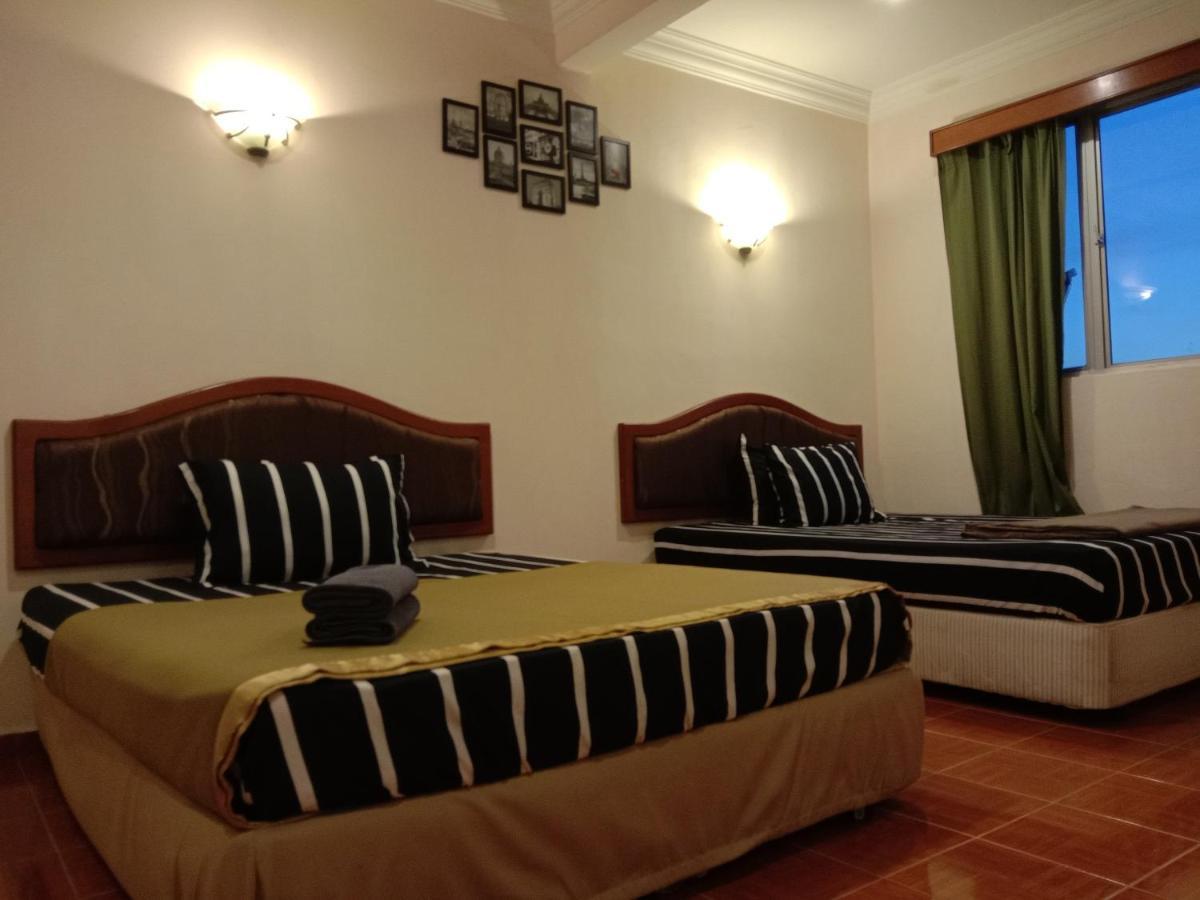 Glory Beach Resort Private Penthouse Port Dickson Bagian luar foto