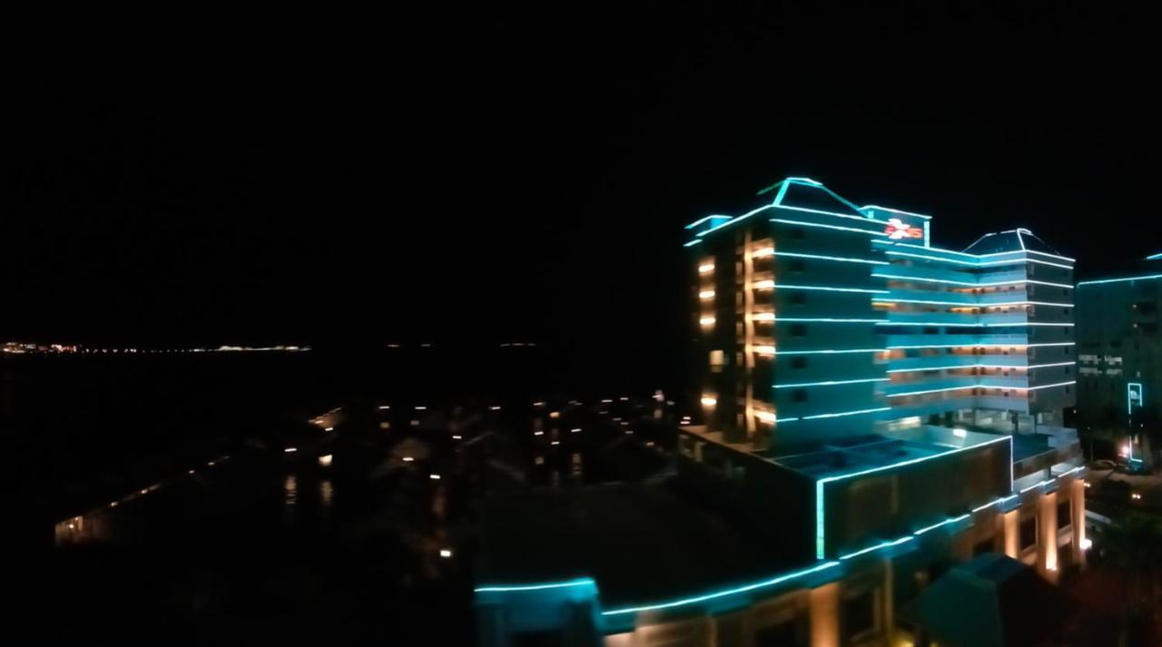 Glory Beach Resort Private Penthouse Port Dickson Bagian luar foto