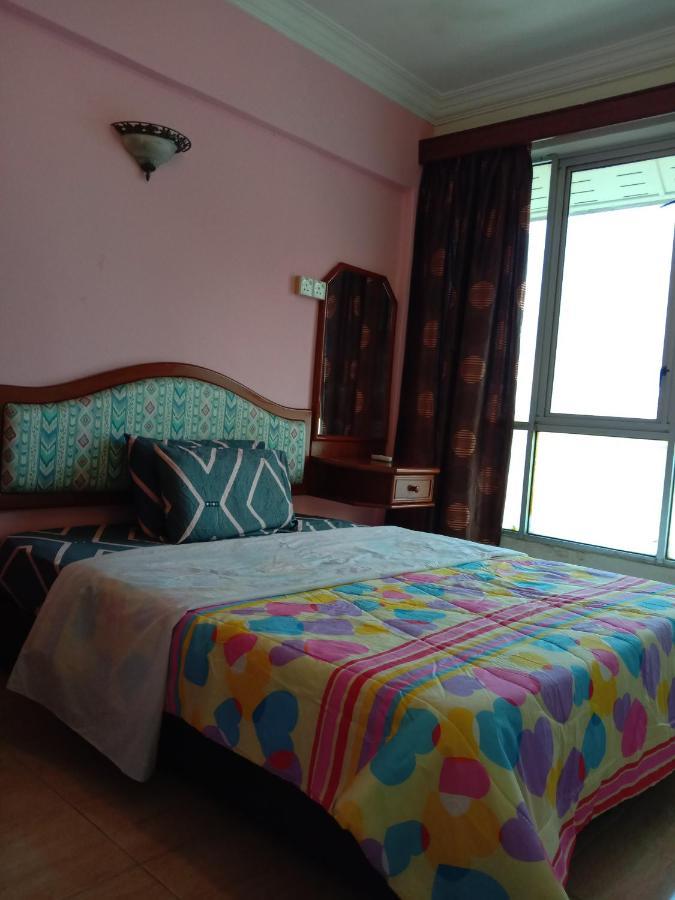 Glory Beach Resort Private Penthouse Port Dickson Bagian luar foto